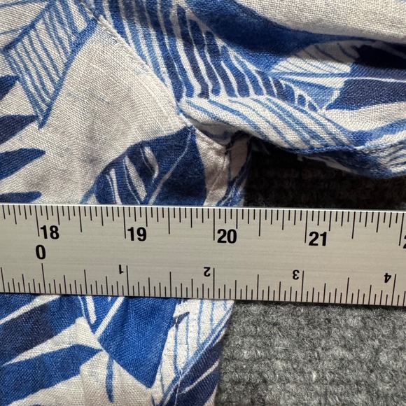 J McLaughlin Linen Small Abstract Print Button Up Shirt Top Blue White Floral - Picture 6 of 8